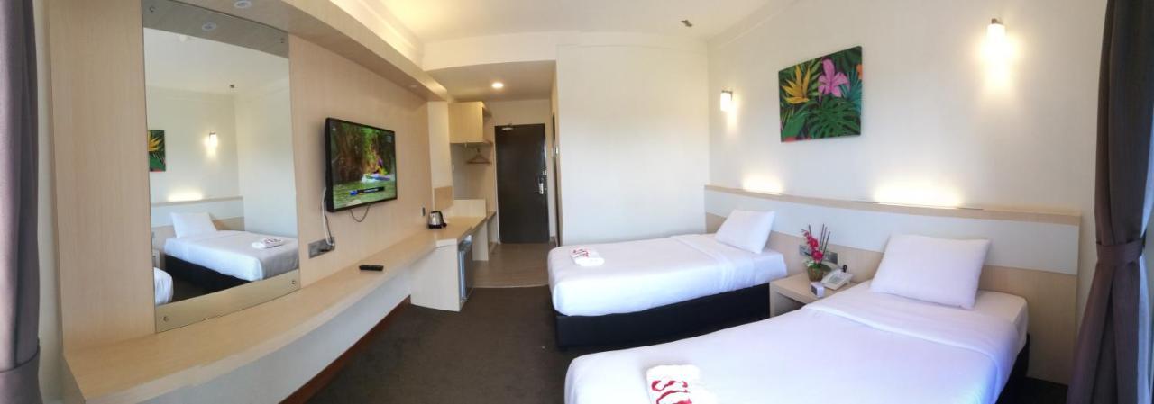 Serdang Lake View Resort Sungai Kechil Εξωτερικό φωτογραφία