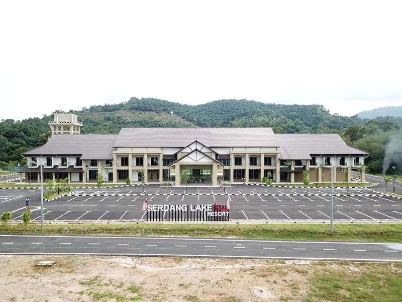 Serdang Lake View Resort Sungai Kechil Εξωτερικό φωτογραφία